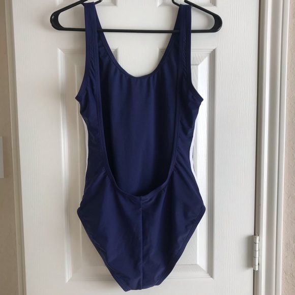 ADIDAS Navy Blue One Piece Swimsuit Medium New NWT - Picture 2 of 4